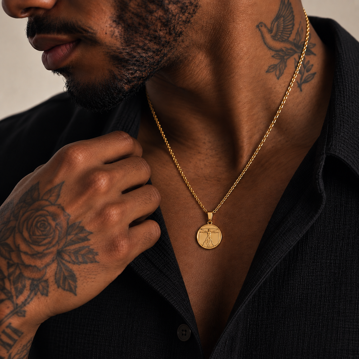 Vitruvian Necklace Gold