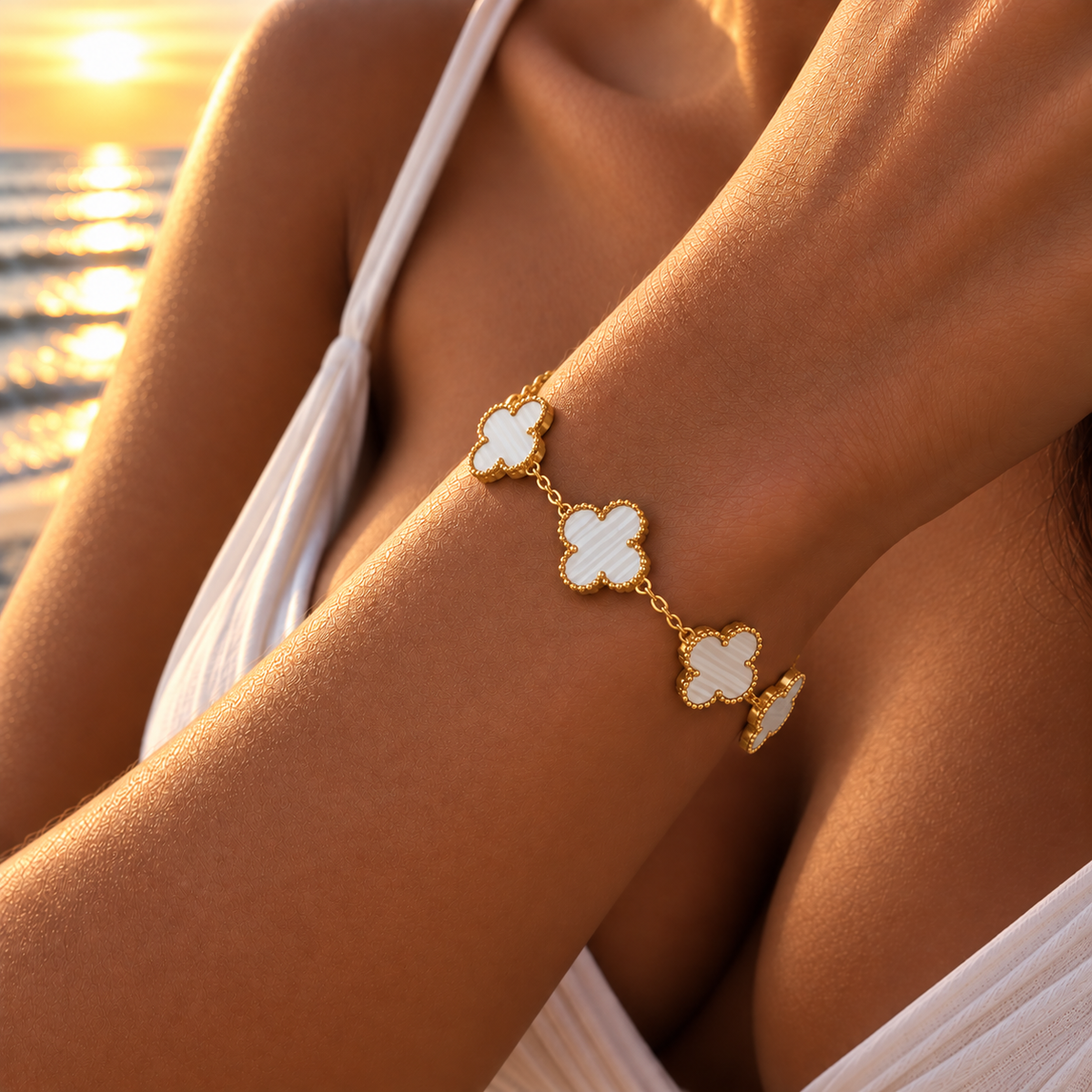 Clover Bracelet Gold