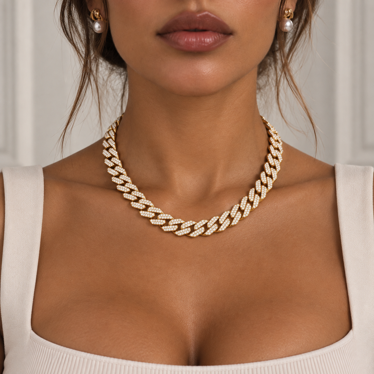 Mya Prong iced Cuban Necklace Gold 18" 14mm
