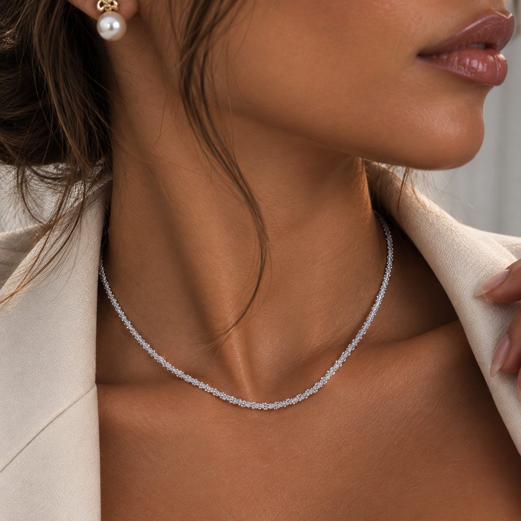 Alia Clavicle Sparkling Necklace