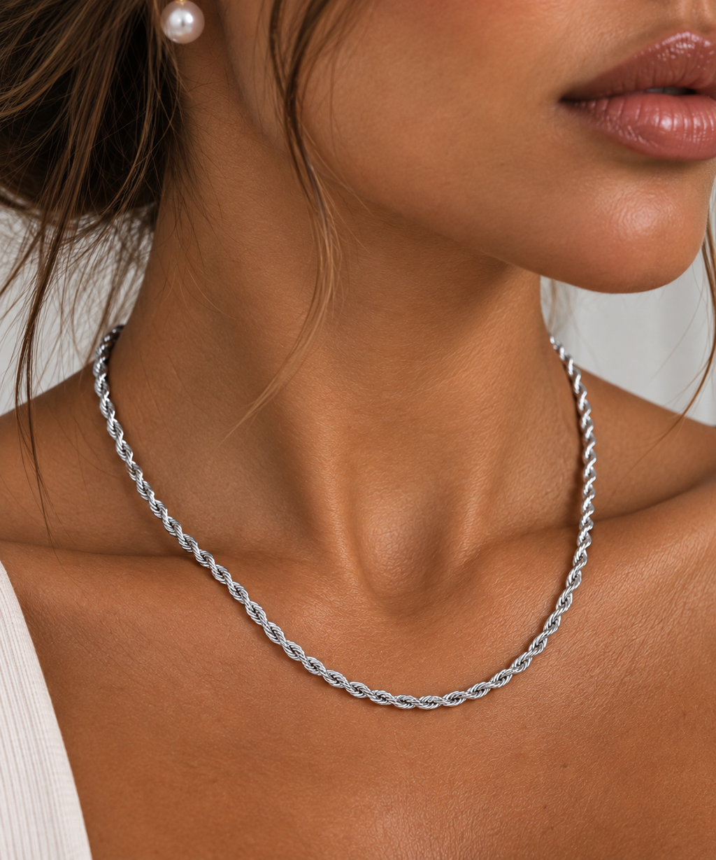 Ruby Womens Silver Rope Chain Necklace 4mm